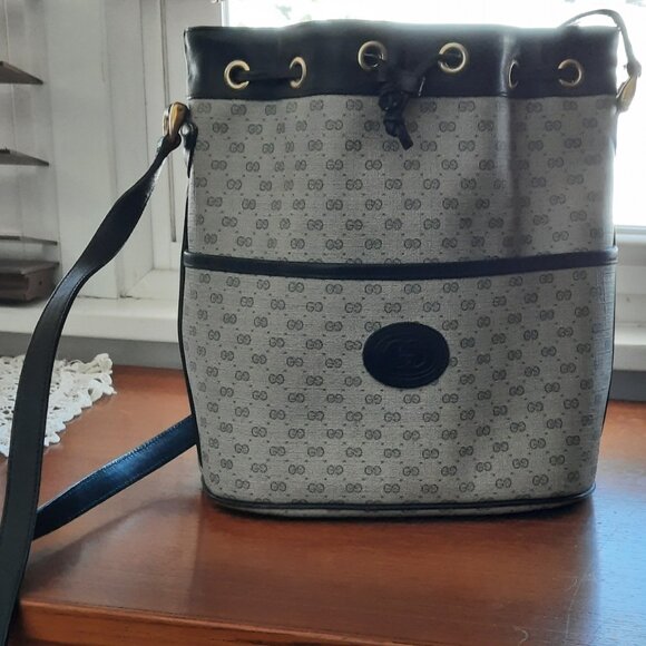 Gucci Interlocking G Bucket Bag Vintage - Picture 1 of 8